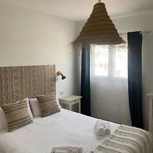 elcano-apartment-corralejo-center.hotelsfuerteventura.org/