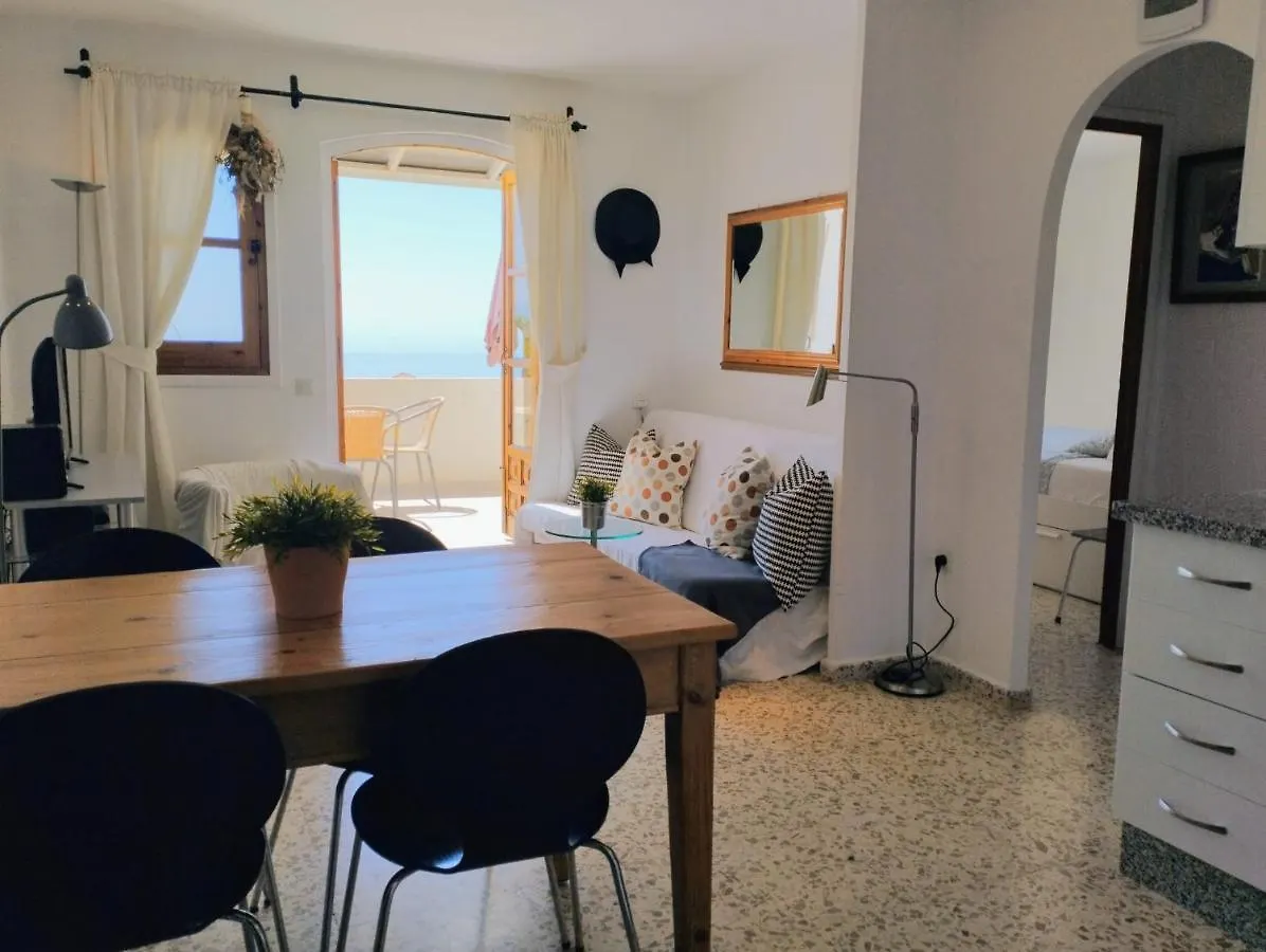 Apartman Lovely 2 Bedroom In Capuchinos, San Juan De Capistrano, Nerja